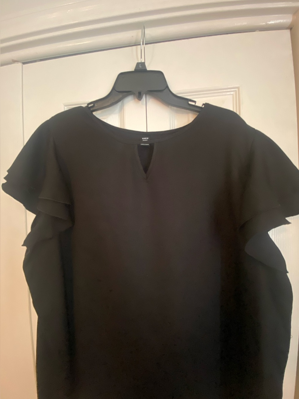 SHEIN Black Ruffle Sleeve Keyhole Top